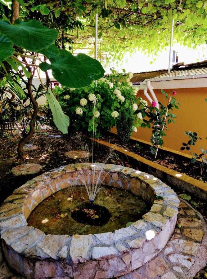 Apartment Exotic Garden Mostar Extérieur photo