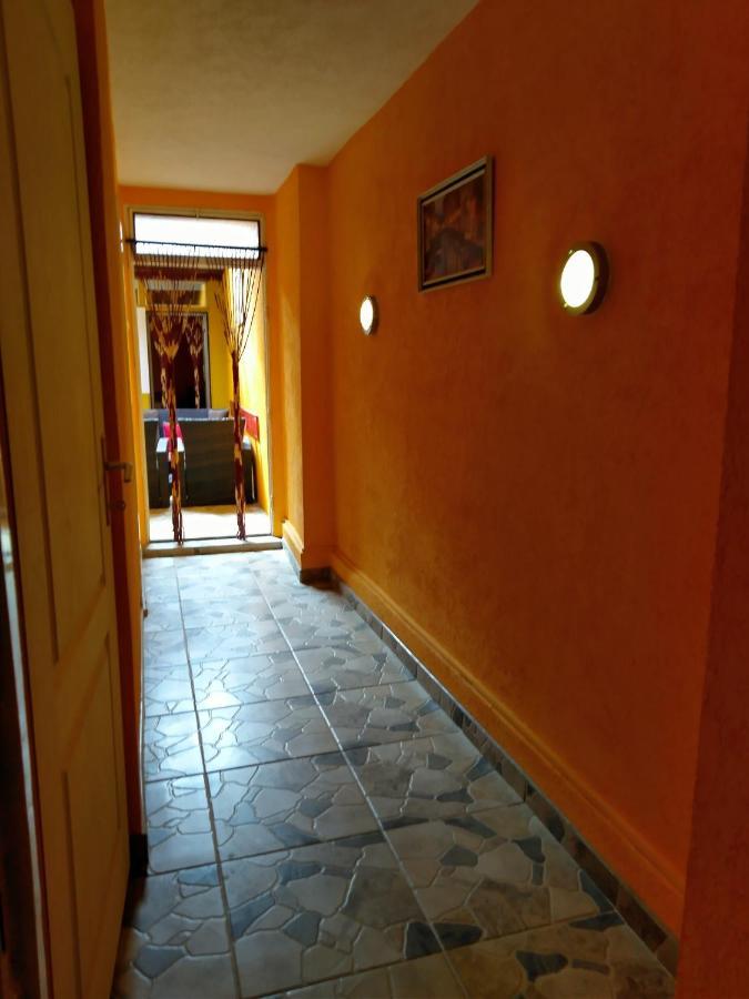 Apartment Exotic Garden Mostar Extérieur photo